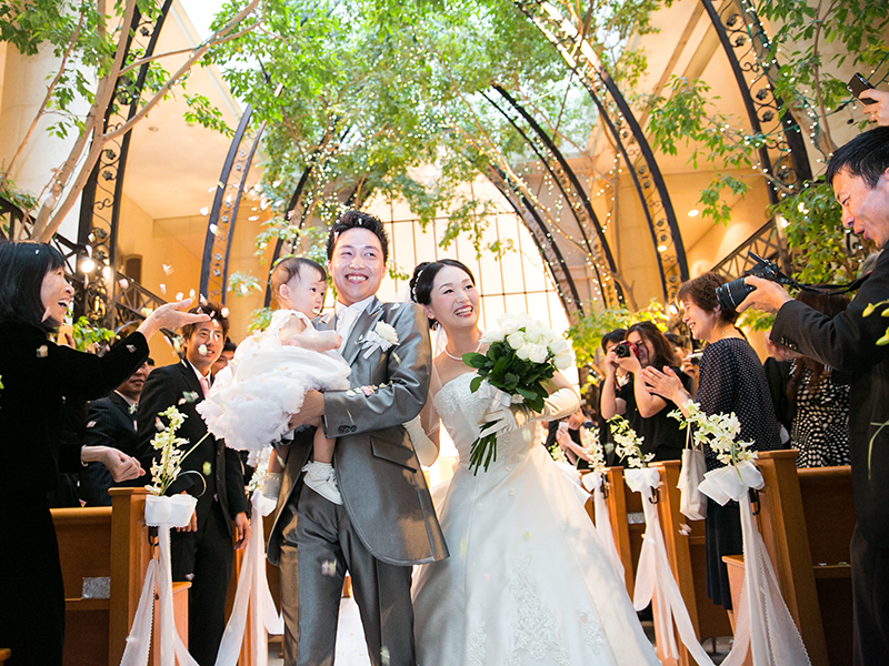 赤ちゃんと一緒でもok 結婚式は東京ディズニーランド近隣ホテルで Fq Japan 男の育児online