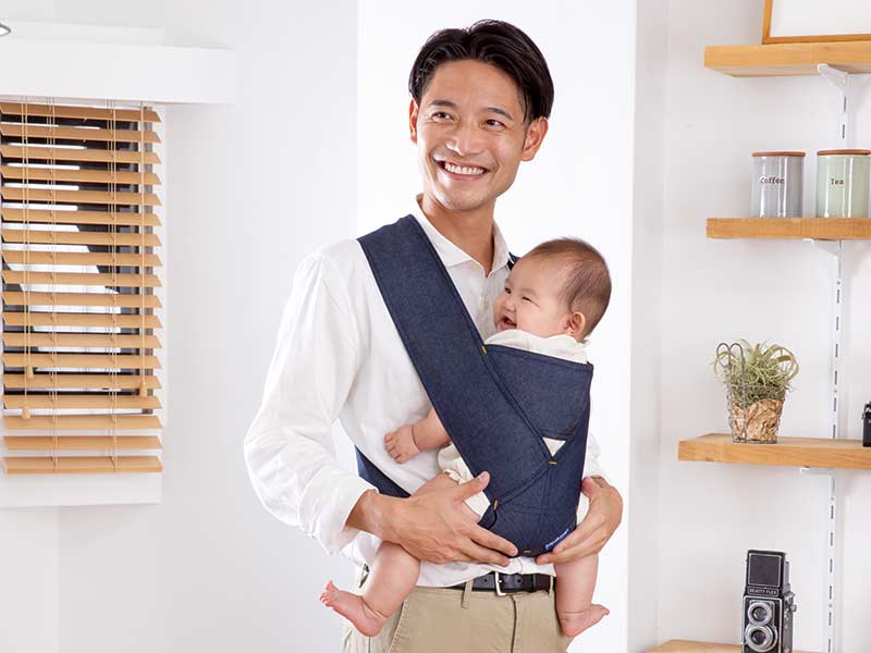 パパの抱っこが身近に 高性能 おしゃれデザインの パパ専用抱っこひも Fq Japan 男の育児online