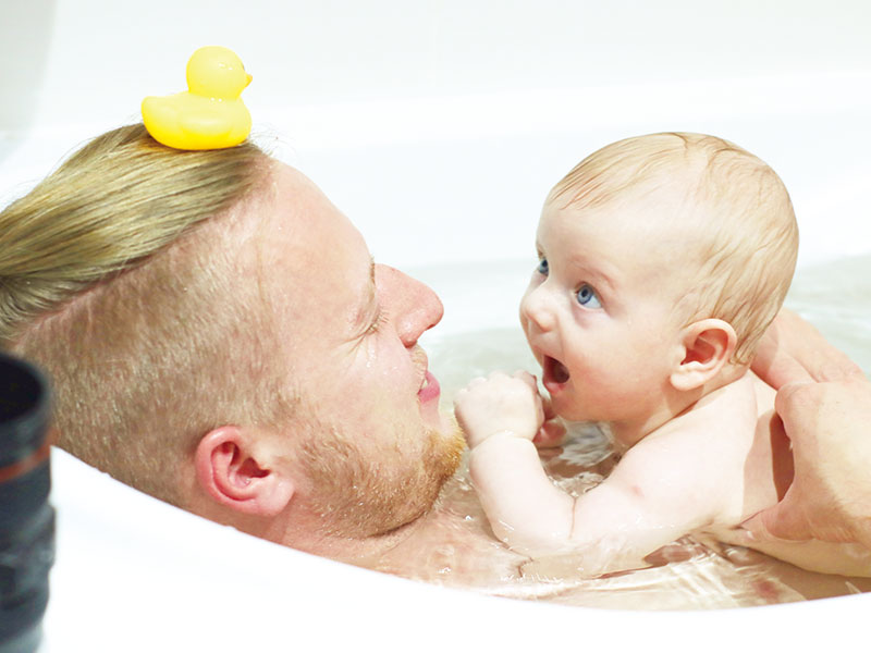 話題 石けんいらずで汚れオフ スキンケア不要 新生児から使える 重炭酸入浴剤 ベビタブ Babytab がおすすめな理由とは Fq Japan 男の育児online